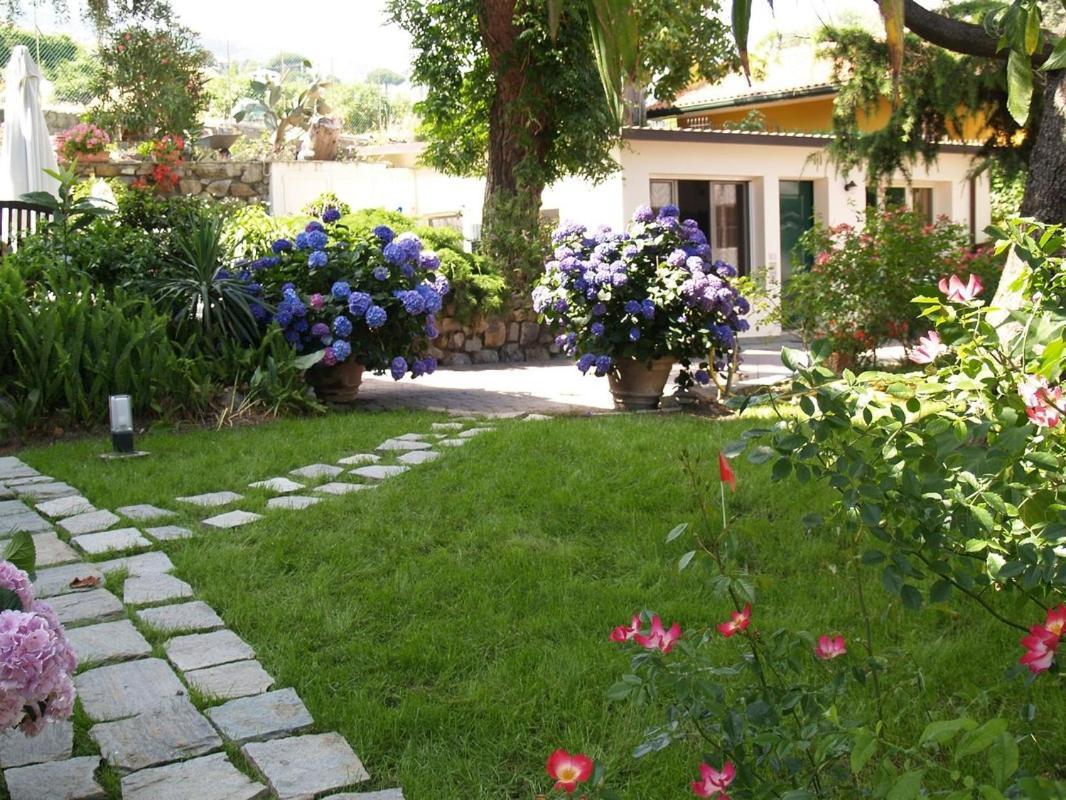Suite Roxanne San Remo Exterior foto